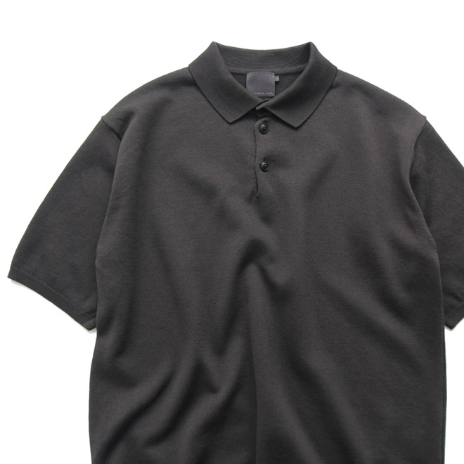 comm.arch コムアーチ Giza Cotton Knitted Polo comm.arch（コムアーチ） / Giza Cotton Knitted Polo S/S ご紹介