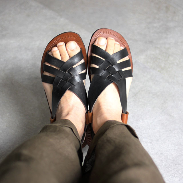 Caboclo / Leather Sandal - Black Fuzz